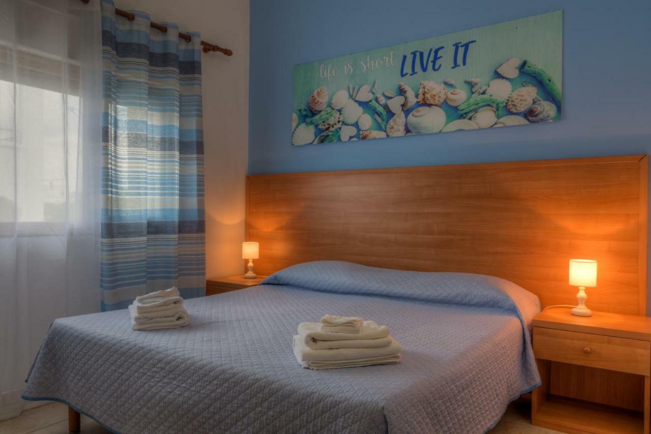Aquarium Residence San Pietro in Bevagna Exterior foto